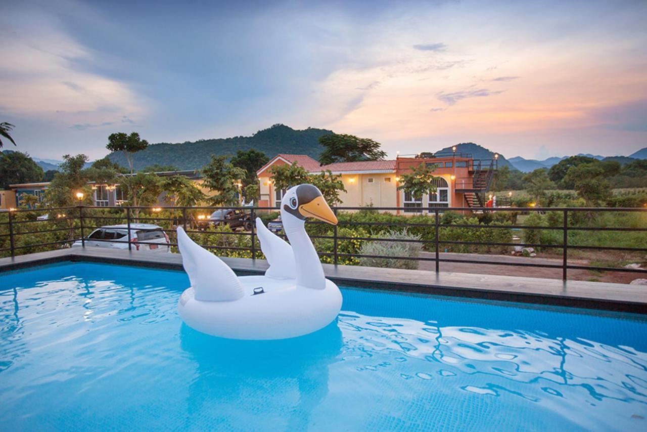 The X10 Private Pool Villa Khaoyai Sha Certified เขาใหญ่ Ban Tha Chang Dış mekan fotoğraf