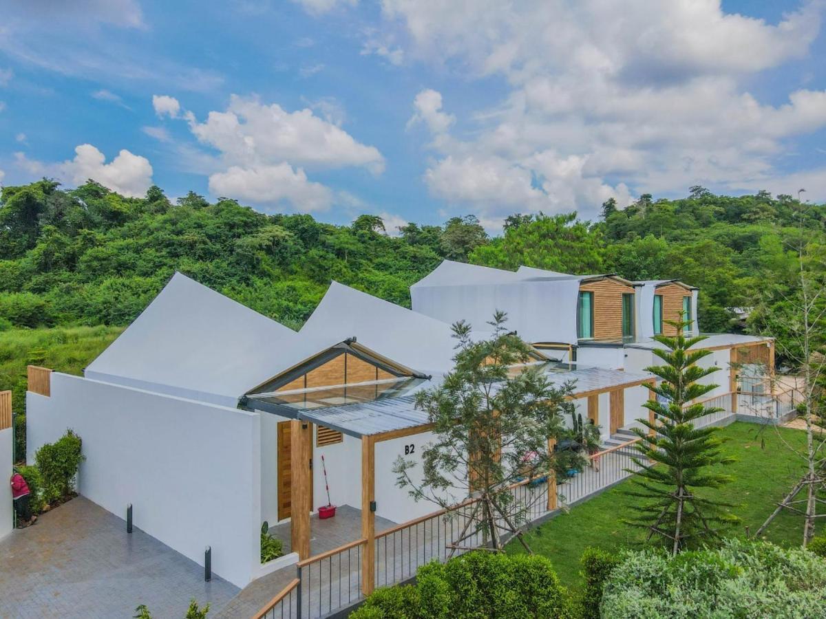 The X10 Private Pool Villa Khaoyai Sha Certified เขาใหญ่ Ban Tha Chang Dış mekan fotoğraf